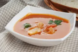 Sopa de camarones al curry